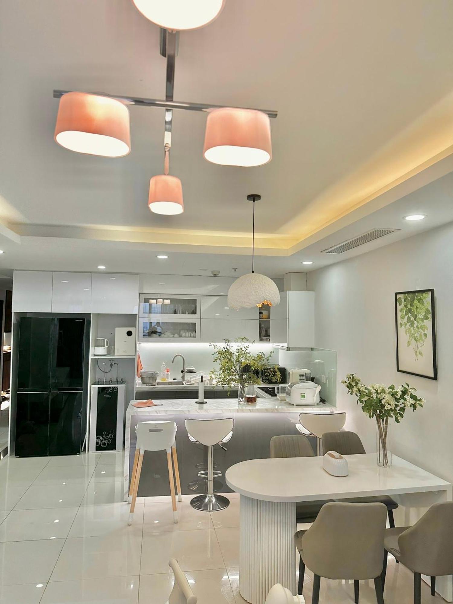 Westlake Homestay Hanoi - D'Le Roi Soleil מראה חיצוני תמונה